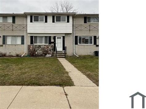 condos for rent in macomb township|townhomes for rent macomb county.